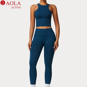 AOLA Customized New Sexy Plaid Breathable Seamless Butt Lift Running Training Women Sportswear Gym Athletic Workout Yoga Set
