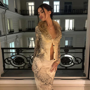 2026 秋冬两件套裙子套装修身V领毛领长袖开衫高腰裙子套装印花街头服饰 - Product Image 5