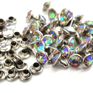 RH003 gros métal <span class=keywords><strong>strass</strong></span> cristal laiton bouton <span class=keywords><strong>Rivet</strong></span> pour cuir <span class=keywords><strong>Strass</strong></span> cristal <span class=keywords><strong>strass</strong></span> Rivets pour sacs à main - Product Image 1