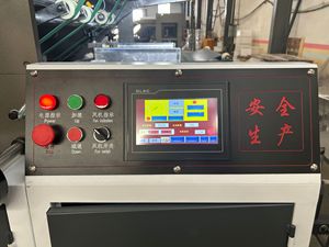 Machine semi-automatique de lamination de papier flûte / Machine de montage de <span class=keywords><strong>feuilles</strong></span> supérieures et inférieures - Product Image 5