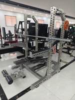 Équipement de fitness pour salle de sport, station multifonctionnelle 3-en-1 à usage commercial, rack à squats en acier inoxydable avec banc de musculation multi-angles