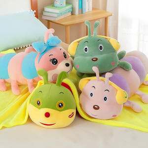 Almohada edredón dos en uno juguete de peluche oruga coche almohada con muñeca para dormir manta de descanso edredón de aire acondicionado - Product Image 5