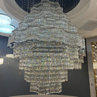 Grand lustre en cristal de luxe moderne pour banquet dans le hall de l'hôtel personnalisé