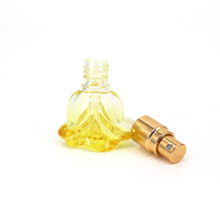 Botol Parfum kaca 5ml, bentuk bunga wanita kosong mewah warna-warni perjalanan botol Parfum kaca merah muda dengan tutup penyemprot sekrup isi ulang