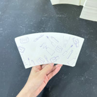 Hochwertige Lebensmittelqualität, Anpassbare Offsetdruck & Logo für Getränkebecher, Aluminiumfolie-Papierbecher-Fächer