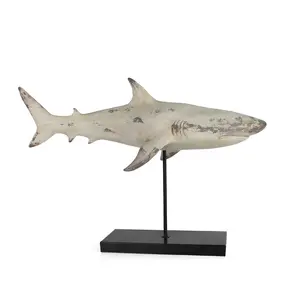 Wholesales Hand-Painted Resin Ocean Series Cetacean Figure Shark Sculpture for Nautical Decor
