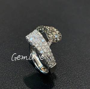 Anillo de mujer de moda superventas de oro de 18 quilates, Diamante redondo cultivado en laboratorio certificado por IGI, la elección de regalo perfecta para ella - Product Image 1