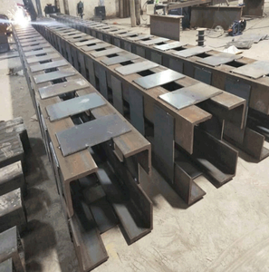 Colonne en <span class=keywords><strong>treillis</strong></span> lourd Angyihao Q235, norme GB, applications de ponts en <span class=keywords><strong>structure</strong></span> métallique, soudage et pliage à faible coût appliqués en usine - Product Image 3