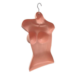 Una percha para ropa diseñada para un torso de maniquí femenino con una espalda ahuecada y ganchos - Product Image 4