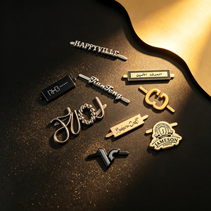 Etiqueta metálica personalizada OEM para ropa, grabada con láser y con logotipo en relieve, para marcas de moda. - Product Image 3