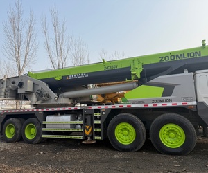 Zoomlion d'occasion ztc800v ztc950h ztc700v ztc550v ztc350h ztc250e 80 tonnes d'occasion zoomlion 80 tonnes de camion grue fabriquée en Chine - Product Image 6