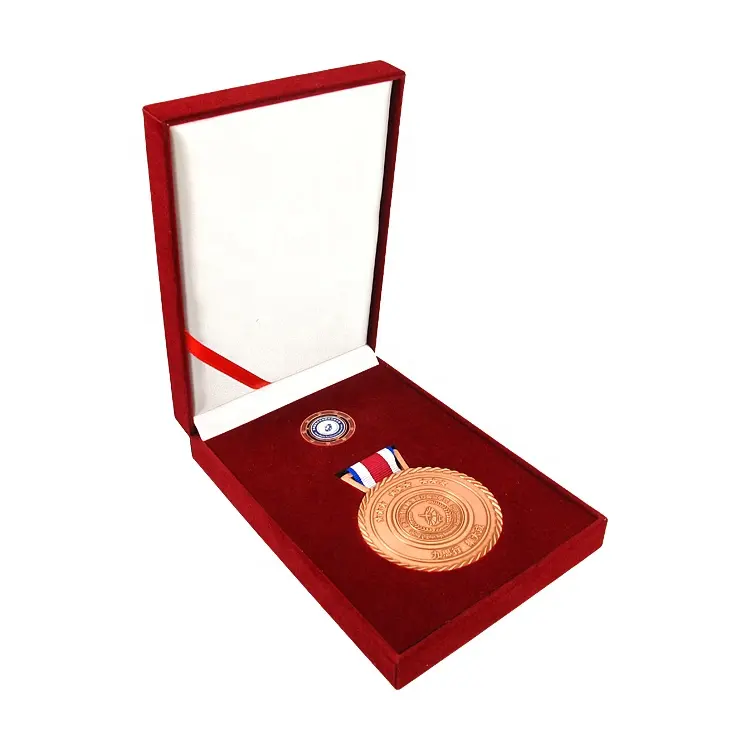 अनुकूलित अपनी खुद की घटना के लिए बॉक्स के साथ लक्जरी बनाने धातु उत्कीर्णन पदक