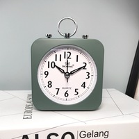 Réveil de bureau numérique moderne et luxueux à mouvement silencieux, design géométrique, style créatif et original, sortie d'usine