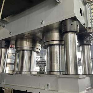 Prensa hidráulica <span class=keywords><strong>de</strong></span> cuatro columnas más vendida para la formación <span class=keywords><strong>de</strong></span> embutición profunda <span class=keywords><strong>de</strong></span> metal integrada - Product Image 3