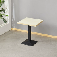 Ensemble de tables à manger modernes en bois massif Mobilier de restaurant commercial pour hôtels, cafés et restaurants