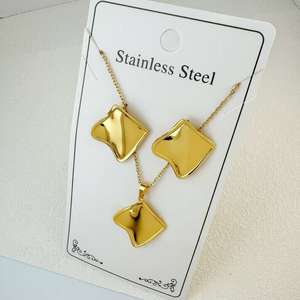 MW moda sınır ötesi kişiselleştirilmiş yeni paslanmaz çelik 18K altın kaplama kadınlar hediye geometrik kolye küpe takı seti - Product Image 6