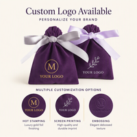 Pochette cadeau en velours doux violet avec cordon de serrage et nœud élégant en ruban, personnalisable avec logo, pour bijoux et cadeaux
