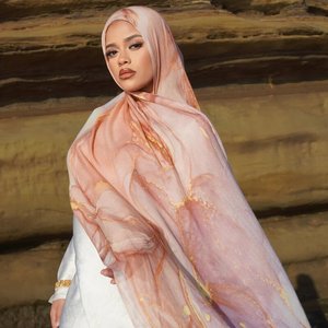 Nuevo turbante transpirable suave con estampado de Modal para mujer, bufanda Hijab musulmana tradicional para mujer, chal con diseño de bloqueo de Color para mujer - Product Image 2