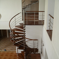 Rampe d'escalier moderne et durable en acier inoxydable certifiée ISO9001 UNIK 201 304 316, finition miroir/satinée pour appartement