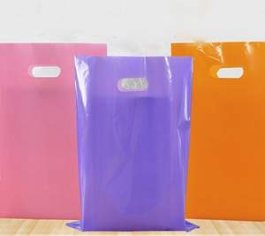 Sacs en plastique avec propre logo Shopping Die Cut Handle et sac en plastique PEHD et sacs en plastique poly-sacs à poignée découpée - Product Image 1