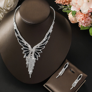 Conjunto de Joyería de Diamantes de Imitación Elegante y Exquisito, Aretes de Dos Piezas, Regalo Conmemorativo - Product Image 4