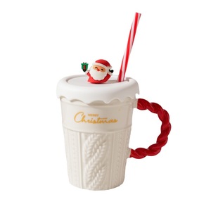 Mug en céramique de Noël 400 ml avec paille, couvercle décoré du Père Noël, motif en relief, tasse à boire pour la maison, vente en gros - Product Image 4