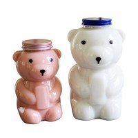Bouteille de boisson en PET Little Bear Mango Pomelo Delight, modèle bouteille de thé au lait, style dessin animé mignon, très populaire sur internet, avec couvercle, gobelet jetable à emporter
