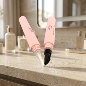 Tubo Cosmético de Plástico Personalizado D16mm con Cabezal de Pincel para Esmalte de Uñas y Cabezal de Peine para Cejas, Envase Aplicador - Product Image 6