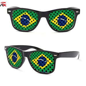 Lunettes <span class=keywords><strong>de</strong></span> soleil <span class=keywords><strong>de</strong></span> soutien pour les célébrations, avec cadre extérieur en plastique <span class=keywords><strong>noir</strong></span> et verres en PC, motif drapeau du Cap-Vert, pour les événements sportifs et les défilés, vente en gros - Product Image 5