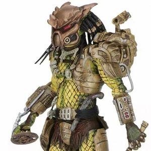 NECA Predator Golden Angel, Figura de Acción de Lujo, Modelo Coleccionable - Product Image 2