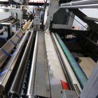 Ligne de production de machines entièrement automatiques pour la fabrication de rouleaux de papier thermique avec écran tactile pour papier thermique de facturation