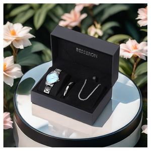 Livraison Gratuite : Nouvelle Montre Tendance pour Femme avec Bracelet de 22 mm – Le Cadeau d'Anniversaire Idéal pour Elle - Product Image 4