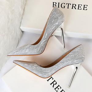 Zapatos de tacón para mujer, tacones de diamantes de imitación con purpurina satinada de <span class=keywords><strong>4</strong></span> pulgadas para mujer, tacones altos, Punta cerrada, zapatos de boda para fiesta - Product Image 5