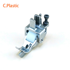 Pied presseur à rouleaux de guidage droit/gauche SP-18 pour machine à coudre industrielle à point noué à 1 aiguille, accessoires de <span class=keywords><strong>couture</strong></span> avec roue - Product Image 4