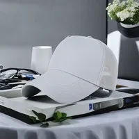 Gorra Trucker Blanca, Gorra de Béisbol con Malla Trasera y Visera Curva, Gorra de 5 Paneles con Frente de Espuma Transpirable, Venta al por Mayor para Hombres y Mujeres