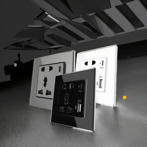 Enchufe de Pared Universal Internacional de Cinco Orificios con Interfaz Tipo-C, Puerto USB de Carga Rápida Inteligente de 18W, Panel de Cristal Zigbee - Product Image 2