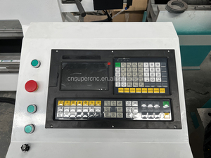 Supercnc Torno Cnc de <span class=keywords><strong>Torneado</strong></span> de <span class=keywords><strong>Madera</strong></span> de Trabajo de Eje Triple de Alta Eficiencia <span class=keywords><strong>Poste</strong></span> de Escalera de <span class=keywords><strong>Madera</strong></span> - Product Image 4