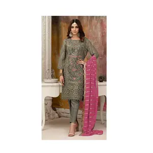 Travail de séquence de broderie d'excellente qualité avec le costume pakistanais de concepteur de pierre disponible à un prix abordable