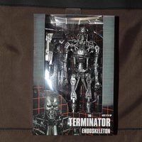 Figurine d'action mécanique NECA Terminator T800 Skeleton Future Warrior T1000 en PVC, modèle de jouet robot, en boîte