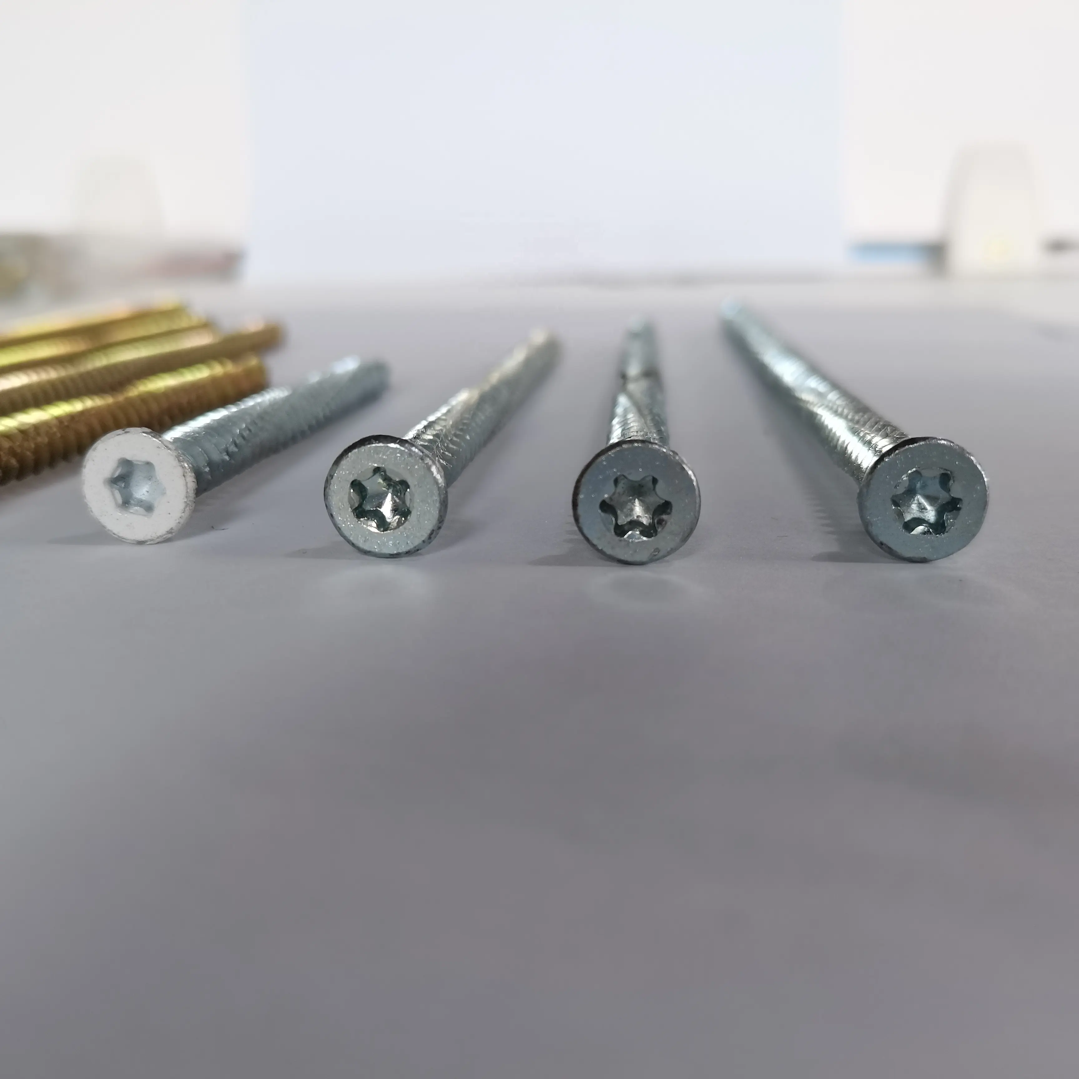 Bullone a vite di legno torx della struttura di porta della finestra della multi-correzione inossidabile di T30 7.5mm per calcestruzzo