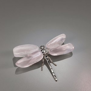Broche libellule en cristal naturel, faite à la main, avec pierres précieuses, broche décorative en cristal, bijou cadeau pour femme - Product Image 1