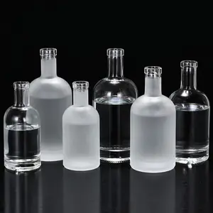 Polimer 750 ile özelleştirilmiş ahşap kapak ml silindirik şarap boş cam şişe likör votka viski şişesi