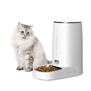 Forniture per animali domestici Top Sell App controllo remoto Microchip cane Wifi cibo per gatti alimentatore automatico intelligente per animali domestici