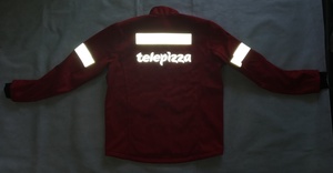 Chaqueta de Reparto de <span class=keywords><strong>Pizza</strong></span> de Alta Visibilidad con Banda Reflectante, Chaqueta Softshell con Logotipo Impreso para Servicios de Comida Rápida para Llevar - Product Image 4