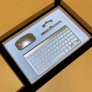 Set de Regalo Tecnológico 4 en 1 <span class=keywords><strong>para</strong></span> Hombre 2020/<span class=keywords><strong>2021</strong></span>: Ratón Inalámbrico, Teclado, Memoria USB y Bolígrafo, Venta al Por Mayor de Fábrica - Product Image 6