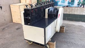 Máquina Enderezadora <span class=keywords><strong>de</strong></span> Tubos Cuadrados / Enderezadora Hidráulica <span class=keywords><strong>de</strong></span> Perfiles para Tubos Metálicos Rectangulares y Cuadrados - Product Image 5