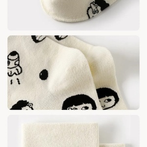 Chaussettes pour enfants personnalisées et durables, de haute qualité, en tissu polyester extensible, chaussettes tricotées pour filles, vente en gros - Product Image 4