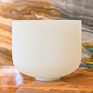 Crystal Soul Cuenco de cristal esmerilado de mineral crudo de alta calidad Instrumentos curativos de música sagrada - Product Image 2