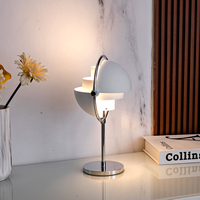 Gubi Morden Lampe de table sans fil pour chambre à coucher Hôtel Noir Or Métal Corps en verre Source de lumière LED E14/E26 AC/DC Home Decor Design