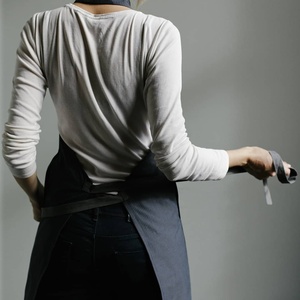 Delantales de hotel de lona con estampado de logotipo personalizado a la moda para mujer, hombre, Chef, estilista, parrilla, restaurante, Bar, tienda, cafeterías, delantal de uñas de belleza - Product Image 2